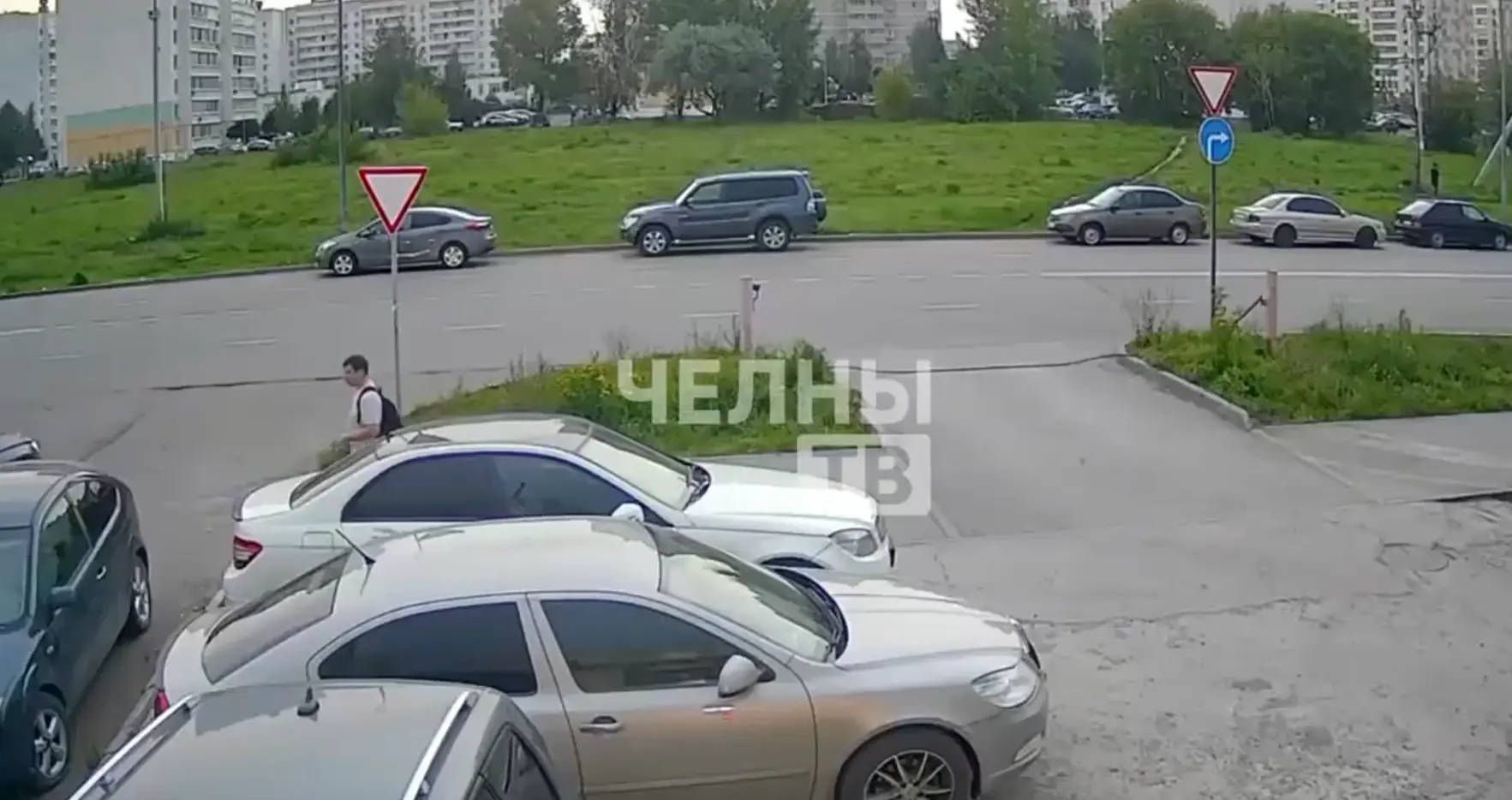 Момент ДТП с питбайкером⁠⁠